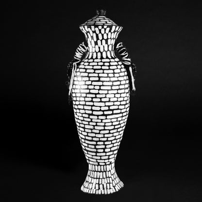 Atlas Echo Vase