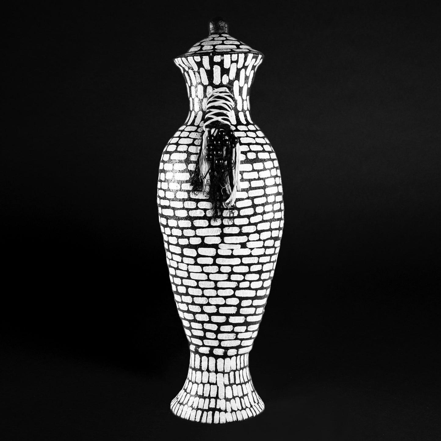 Atlas Echo Vase
