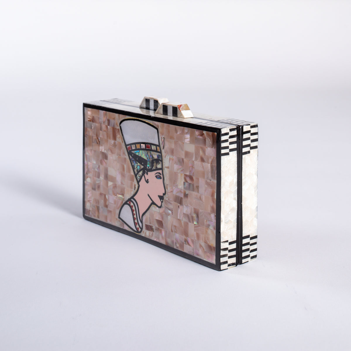 Mother of Pearl Clutch - Nefertiti Pink
