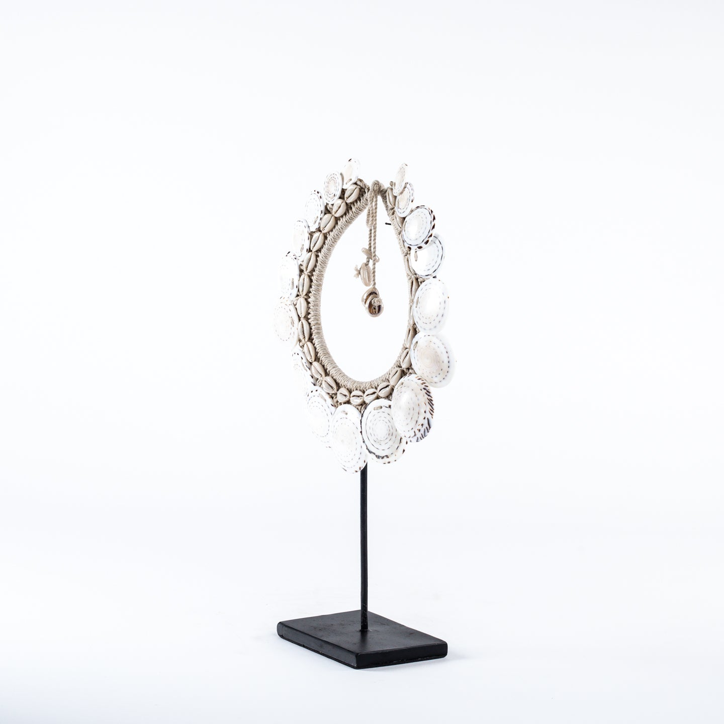 Mini Cowrie Halo